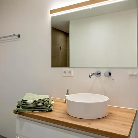 Im Obstgarten * Ihringen