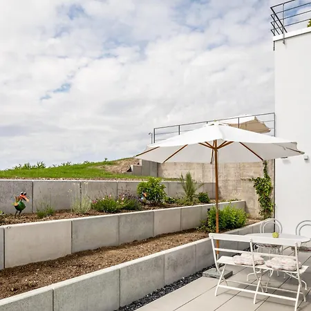 Im Obstgarten * Ihringen